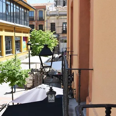 Vut Comuneros Apartment Avila